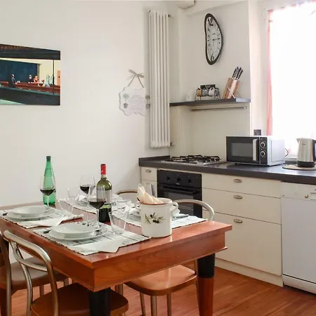 Leonardo Navigli Apartman Milánó